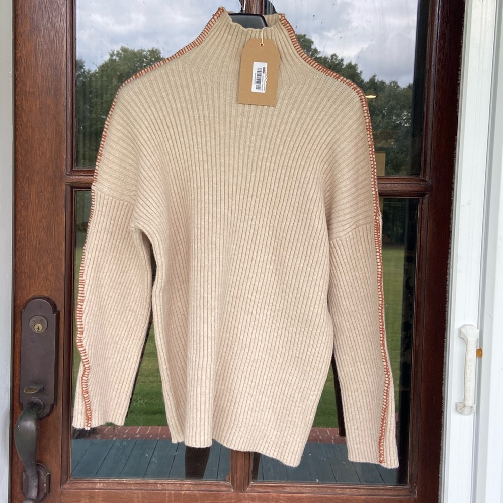 LISTICLE ribbed contrast stitching high neck neutral sweater. NWT. Size Medium